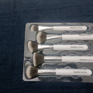 Faces Canada Brushes