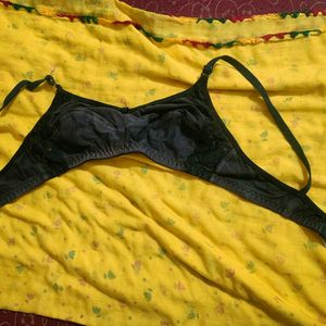 Black Bra in Good Condition