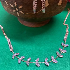 Rosegold Touch Necklace With Ad Stone Look