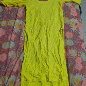 Chinkikari Kurti In Yellow😊