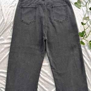 Urbanic Charcoal Straight Fit Jeans (28-30)