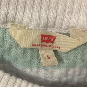 Women’s Levis Crop Top