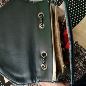 Handbag For Womens With Lock System