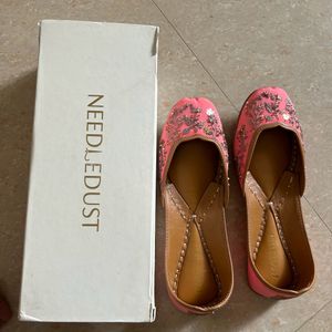 Needledust Pink Jutti