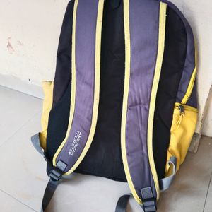 American Tourister Bagpack