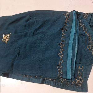 2 Heavy Sarees Combo With Blouses