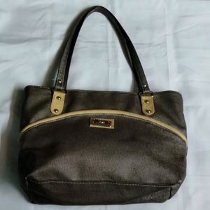 Handbag For Middle Age Women