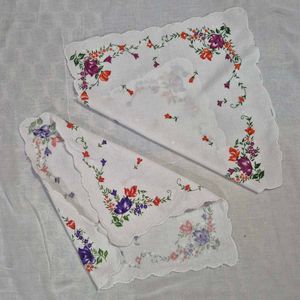 2 Super Soft Hankies