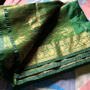 Vintage Green Saree💚