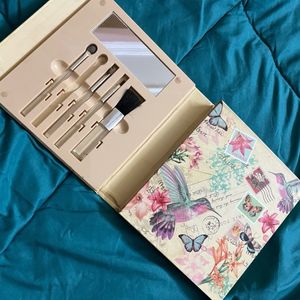 Claires Makeup Kit Box