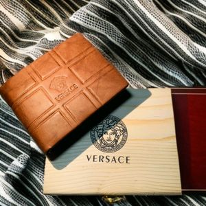 New light brown 🤎 Versace Leather Wallet