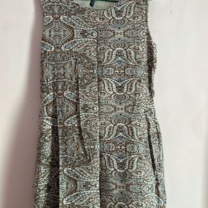 Dress L Size