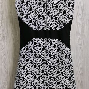 Chic Black and White Lace Dress (Bust 34")