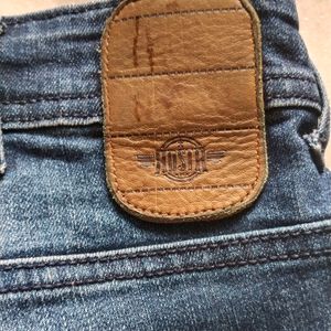 Roadster Blue Jeans With Down Pockets