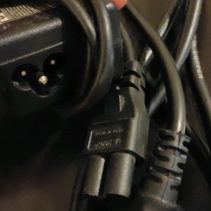 Laptop pc charger