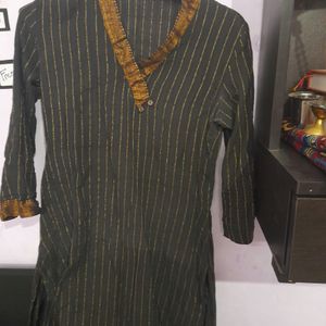 Black V Neck Kurta