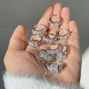 Fashionable Ring For Women