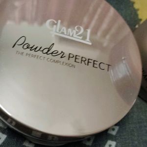 Foundation &face powder