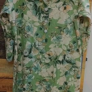 Green Floral Printed Short Kurti