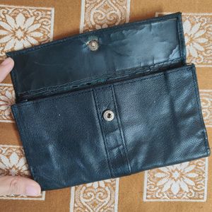 Women's Black Wallet