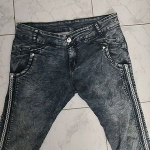 Zola Stretchable Jeans