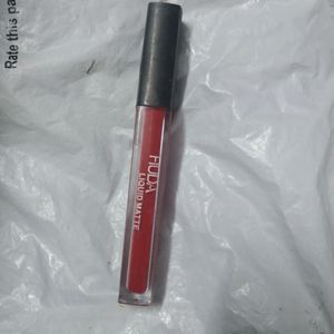 Huda Beauty Red Liquid Lipstick