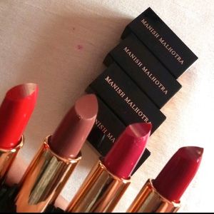 3 pc manish malhotra Lipsticks