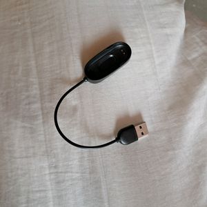 Mi Fitness Band 4 With Charger