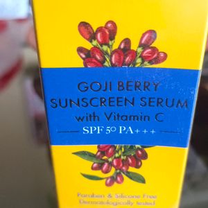 Goji Berry Sunscreen Serum With Vitamin C