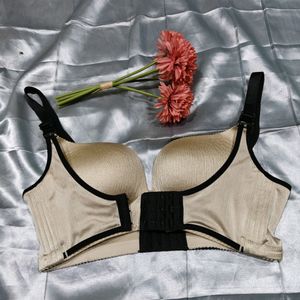 Beautiful Paded Bra With Front And Back Lock