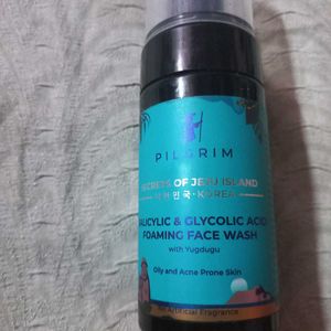 Salicylic And Glycolic Acid Facewash, Lipbalm