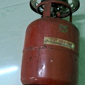 Small Cylinder With Gas Filled