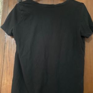 Zara V NECK tshirt