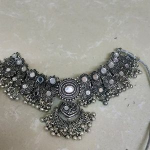 Combo-Oxidised Set With Earrings And Maangtika