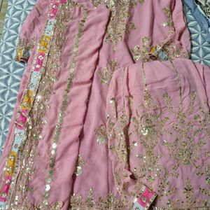 Party Wear Suit @ Rs2000