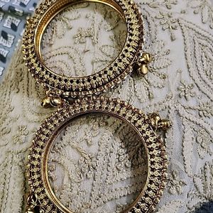 ROYAL BRIDAL JEWELLERY & GOLDEN BANGLES