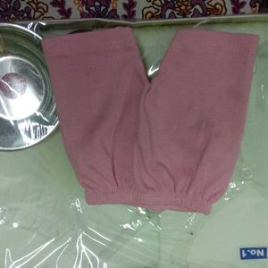 New Born Baby Clothes. (Gift)