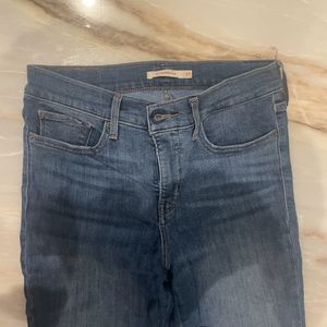 Levi's Blue High Waisted Jeans In 27