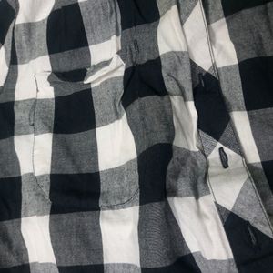 Black&white Checked Shirt (XXL size)