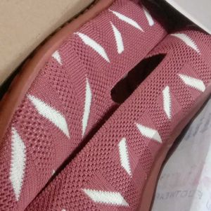 very nice good bally pink clour