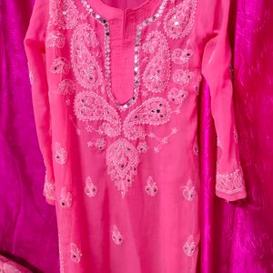 Beautiful Chikankari Kurti