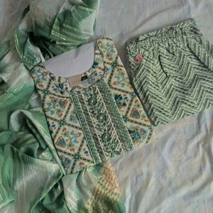 Kurti Set