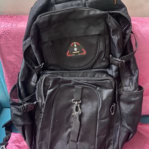 Well Conditioned Black Bagpack