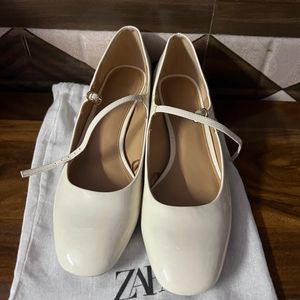 Faux Patent Ballet Flats