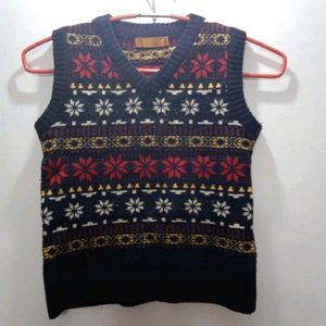 Very Beautiful Sweater For Kids