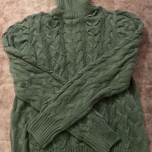 Olive Turtle Neck Warm Sweater !!