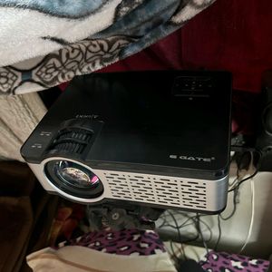 Egate i9 Pro Max Projector