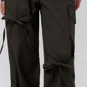 Bow Trousers