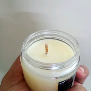 Sweet Cinnamon Scented Candle