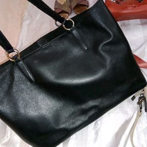 Calveinclien Black Leather Trendy See Tote Handbag